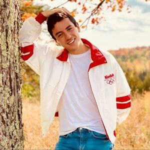 Meet your Posher, Logan